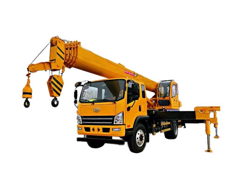 FAW 8~10 tons hydraulic landing leg mobile crane truck